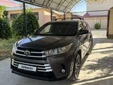 Toyota Highlander 2019 годаүшін17 800 000 тг. в Шымкент