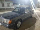 Mercedes-Benz E 230 1991 годаfor1 300 000 тг. в Туркестан – фото 4