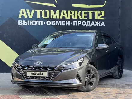 Hyundai Elantra 2022 года за 10 750 000 тг. в Актау