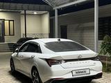 Hyundai Elantra 2021 года за 12 800 000 тг. в Шымкент