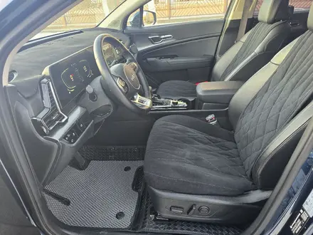 Kia Sportage 2023 года за 13 000 000 тг. в Петропавловск – фото 14