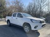 Toyota Hilux 2016 года за 12 500 000 тг. в Алматы – фото 2