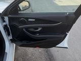 Mercedes-Benz E 200 2017 года за 13 500 000 тг. в Тараз – фото 3