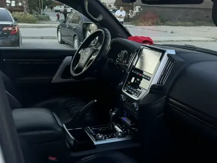 Toyota Land Cruiser 2017 года за 32 000 000 тг. в Актау – фото 8