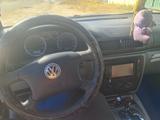 Volkswagen Passat 2004 года за 2 000 000 тг. в Актобе – фото 3