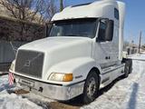 Volvo  VNL 2001 года за 12 500 000 тг. в Алматы