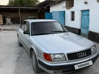 Audi 100