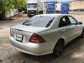 Mercedes-Benz C 240 2000 года за 3 100 000 тг. в Караганда – фото 3