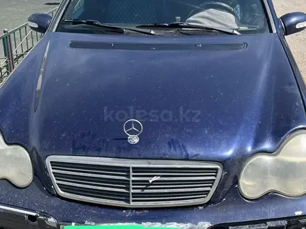 Mercedes-Benz C 200 2000 года за 2 400 000 тг. в Аксу