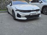 Kia K5 2021 года за 12 500 000 тг. в Алматы – фото 2