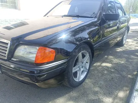 Mercedes-Benz C 180 1994 года за 1 900 000 тг. в Талдыкорган – фото 2