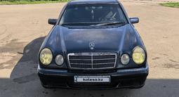 Mercedes-Benz E 200 1995 года за 2 300 000 тг. в Петропавловск