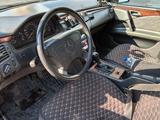 Mercedes-Benz E 200 1995 годаүшін2 300 000 тг. в Петропавловск – фото 3