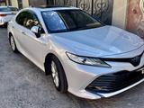 Toyota Camry 2018 года за 12 323 323 тг. в Шымкент