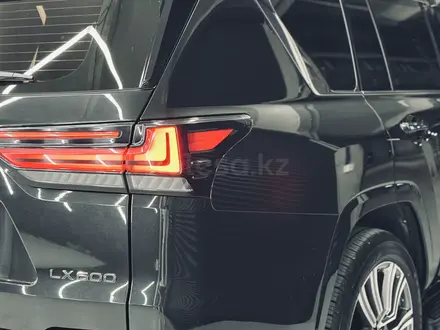 Lexus LX 600 2022 года за 71 500 000 тг. в Алматы – фото 23
