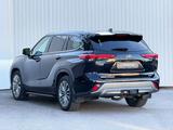Toyota Highlander 2022 года за 25 800 000 тг. в Караганда – фото 5