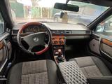 Mercedes-Benz E 200 1992 годаүшін1 850 000 тг. в Узынагаш – фото 4