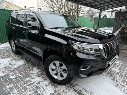 Toyota Land Cruiser Prado 2020 года за 23 900 000 тг. в Алматы – фото 7