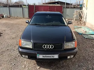 Audi 100