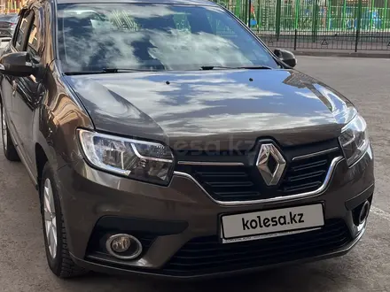 Renault Logan 2018 года за 5 200 000 тг. в Астана