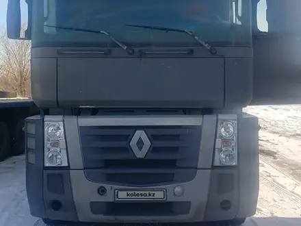 Renault  Magnum 2004 года за 16 000 000 тг. в Шымкент