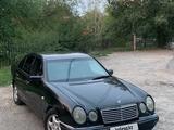 Mercedes-Benz E 280 1996 года за 1 600 000 тг. в Алматы