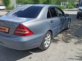 Mercedes-Benz C 200 2004 годаfor3 200 000 тг. в Павлодар – фото 4