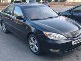 Toyota Camry 2004 годаfor3 800 000 тг. в Актау – фото 2