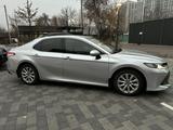 Toyota Camry 2019 года за 12 500 000 тг. в Алматы – фото 3