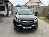 Toyota Highlander 2014 года за 17 800 000 тг. в Алматы