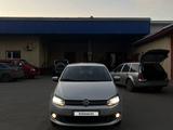 Volkswagen Polo 2013 года за 3 590 000 тг. в Петропавловск – фото 2
