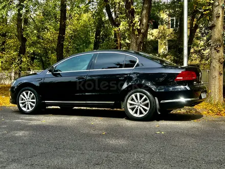 Volkswagen Passat 2014 года за 6 199 999 тг. в Алматы – фото 8