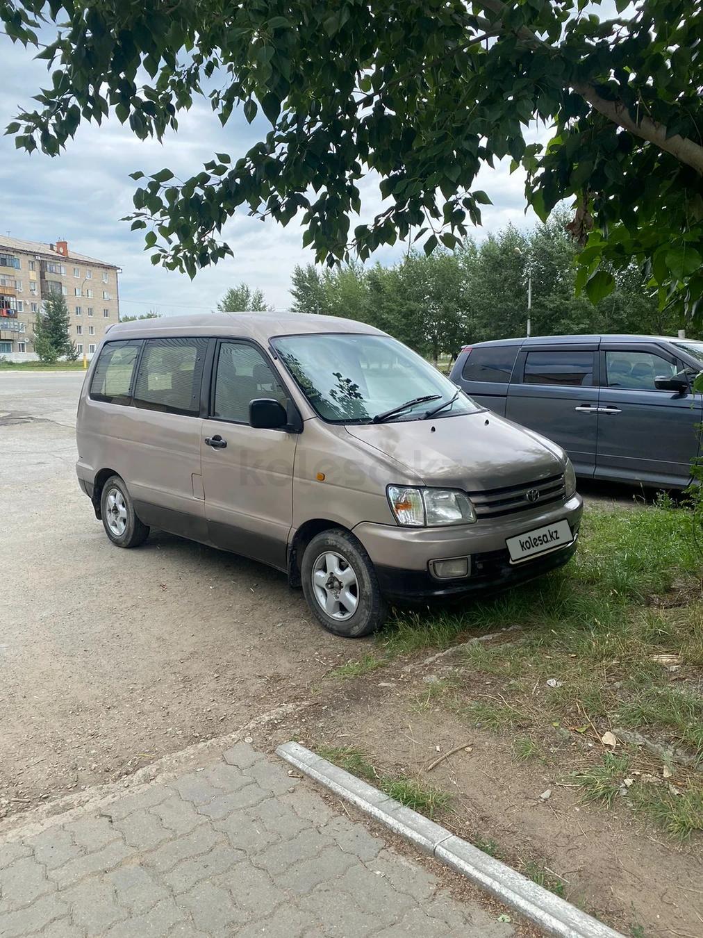 Toyota Town Ace Noah 1997 г.