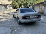 Mercedes-Benz E 260 1991 годаfor1 000 000 тг. в Шымкент – фото 4