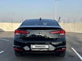 Hyundai Elantra 2020 года за 9 300 000 тг. в Алматы – фото 2