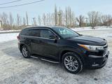 Toyota Highlander 2014 годаүшін17 200 000 тг. в Аксу – фото 2