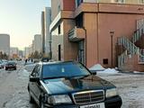 Mercedes-Benz C 180 1995 годаүшін2 200 000 тг. в Астана – фото 2