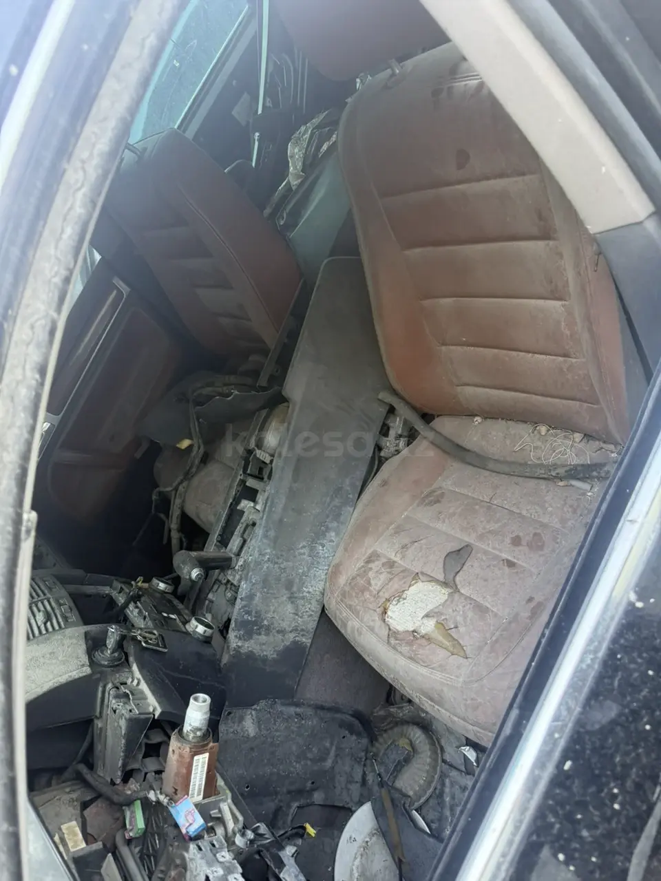 Volkswagen Touareg, 2004