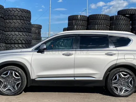 Hyundai Santa Fe 2021 года за 16 800 000 тг. в Караганда – фото 7