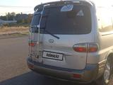 Hyundai Starex 2004 года за 3 000 000 тг. в Кентау – фото 2