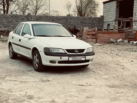 Opel Vectra 1996 года за 785 000 тг. в Шымкент