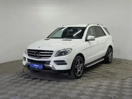 Mercedes-Benz ML 400 2014 года за 10 540 000 тг. в Алматы