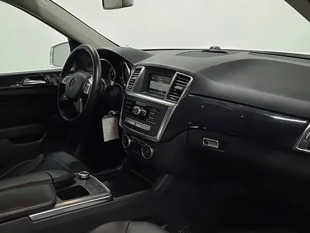 Mercedes-Benz ML 400 2014 года за 10 540 000 тг. в Алматы – фото 15