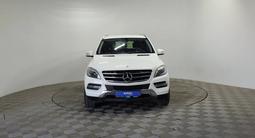 Mercedes-Benz ML 400 2014 года за 10 540 000 тг. в Алматы – фото 2