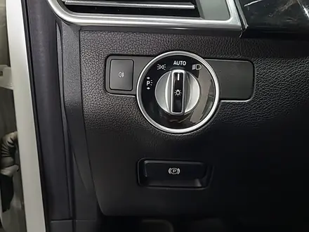 Mercedes-Benz ML 400 2014 года за 10 540 000 тг. в Алматы – фото 27