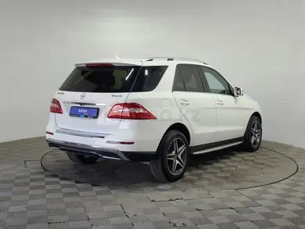 Mercedes-Benz ML 400 2014 года за 10 540 000 тг. в Алматы – фото 5