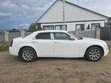 Chrysler 300C 2005 года за 4 500 000 тг. в Петропавловск – фото 4