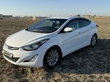 Hyundai Elantra 2015 годаfor6 100 000 тг. в Актау – фото 3