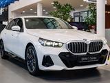 BMW 530 XDrive 2025 года за 52 632 767 тг. в Астана – фото 3