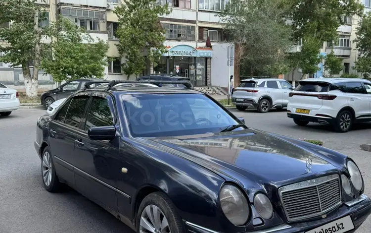 Mercedes-Benz E 230 1996 года за 1 300 000 тг. в Астана